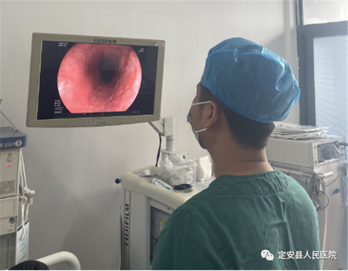【新技術(shù)】小小支架，為患者撐開“生命通道”！——海南省人民醫(yī)院定安分院成功開展首例超細(xì)胃鏡下食管支架置入術(shù)