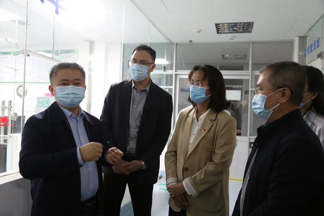 【調研指導】省衛(wèi)健委副主任曾昭長一行蒞臨我院調研無償獻血等工作