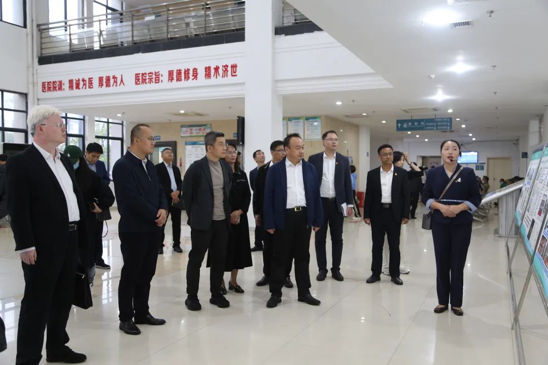 國家衛(wèi)生健康委衛(wèi)生發(fā)展研究中心副主任游茂到定安調(diào)研指導(dǎo)優(yōu)質(zhì)醫(yī)療資源下沉工作