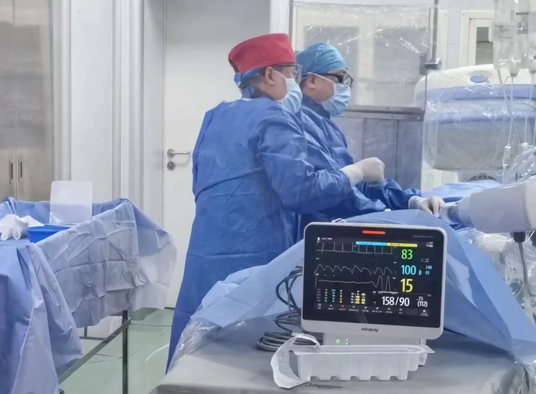【技術(shù)聚焦】海南省人民醫(yī)院定安分院成功實施動脈溶栓術(shù)，為腦卒中患者打通生命通道