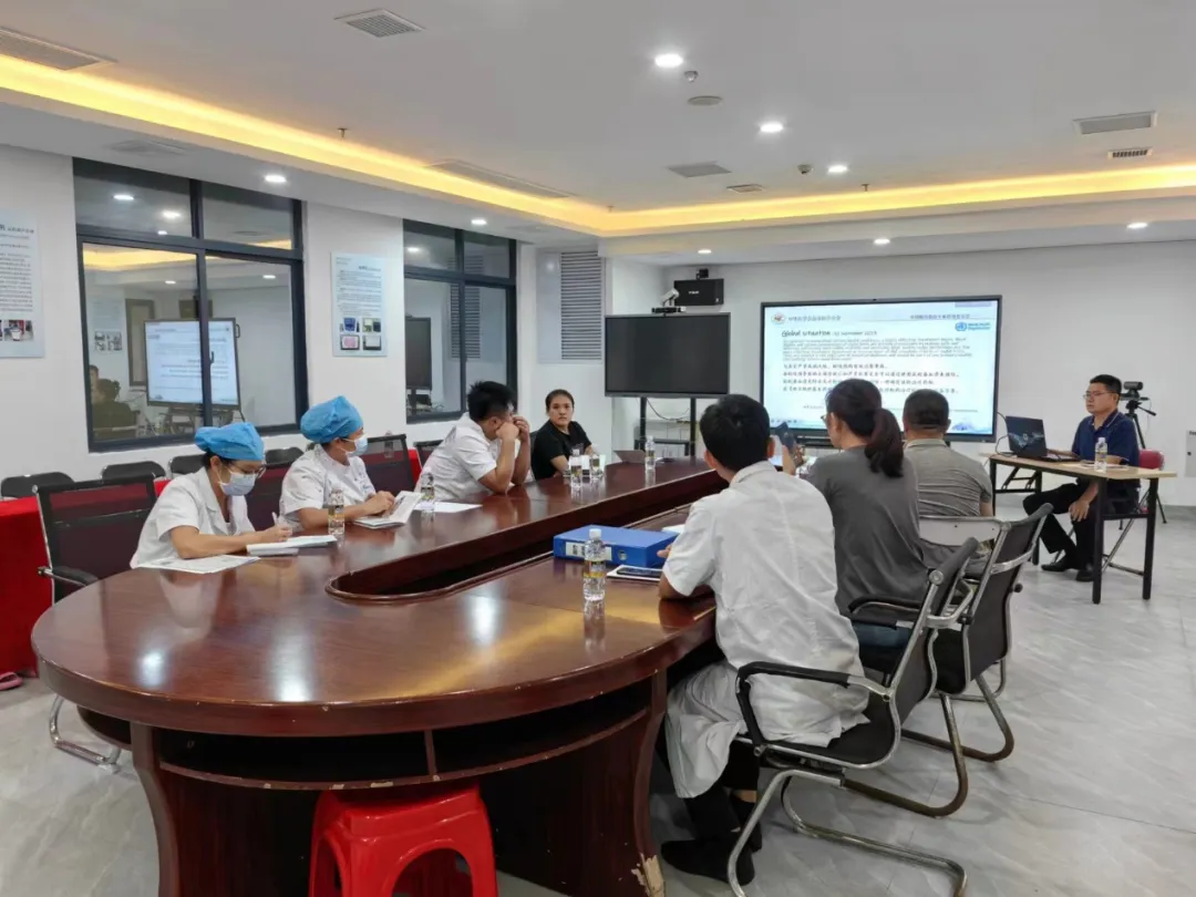 【技術(shù)聚焦】奪命蛇口——海南省人民醫(yī)院定安分院爭(zhēng)分奪秒，共筑患者生命防線